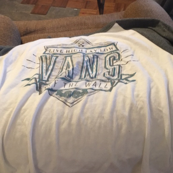 Vans Tops - 3/4 sleeve t- shirt